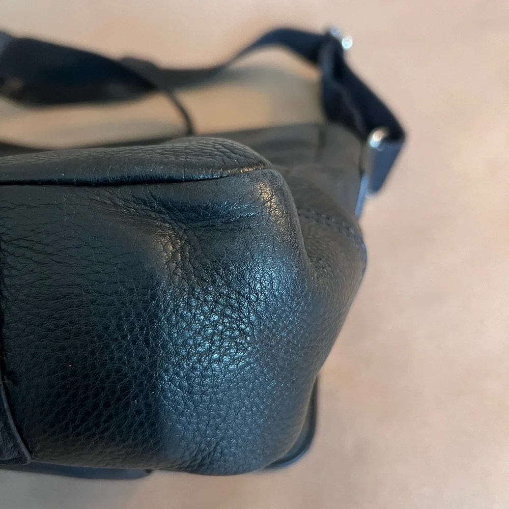 Banana Republic Black Pebbled Genuine Leather Messenger Laptop Bag Fabric Strap
